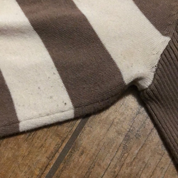 Limited Striped Sweater - Size M - Picture 6 of 8